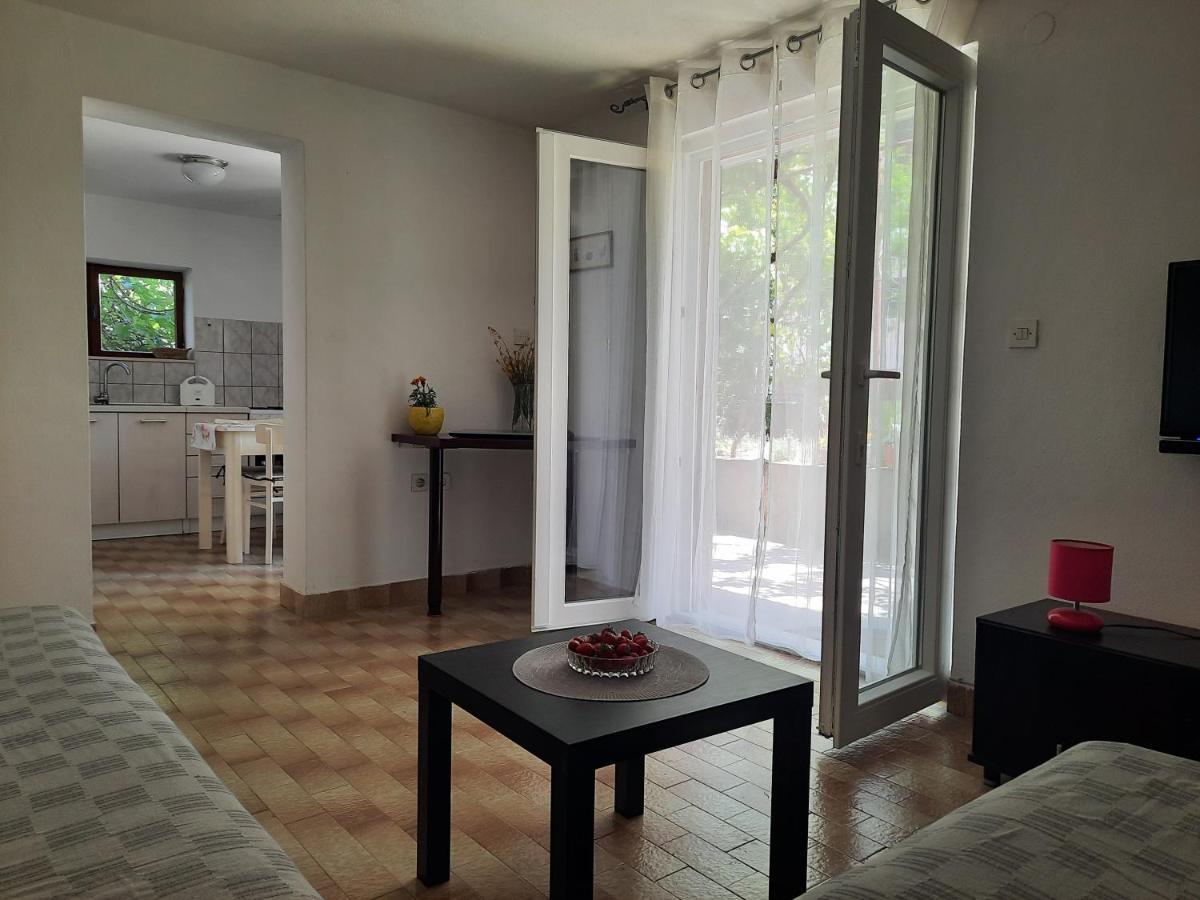 Apartment Ema Трогір Екстер'єр фото